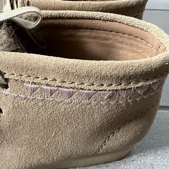 Clarks Wallabee Boot Ankle Boots Women's Size 8 M Tan NEW MSRP $170 Fur Accent - Picture 7 of 10